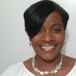 Meet your Posher, Virginia